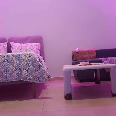 Monda Apartment Пірей Екстер'єр фото