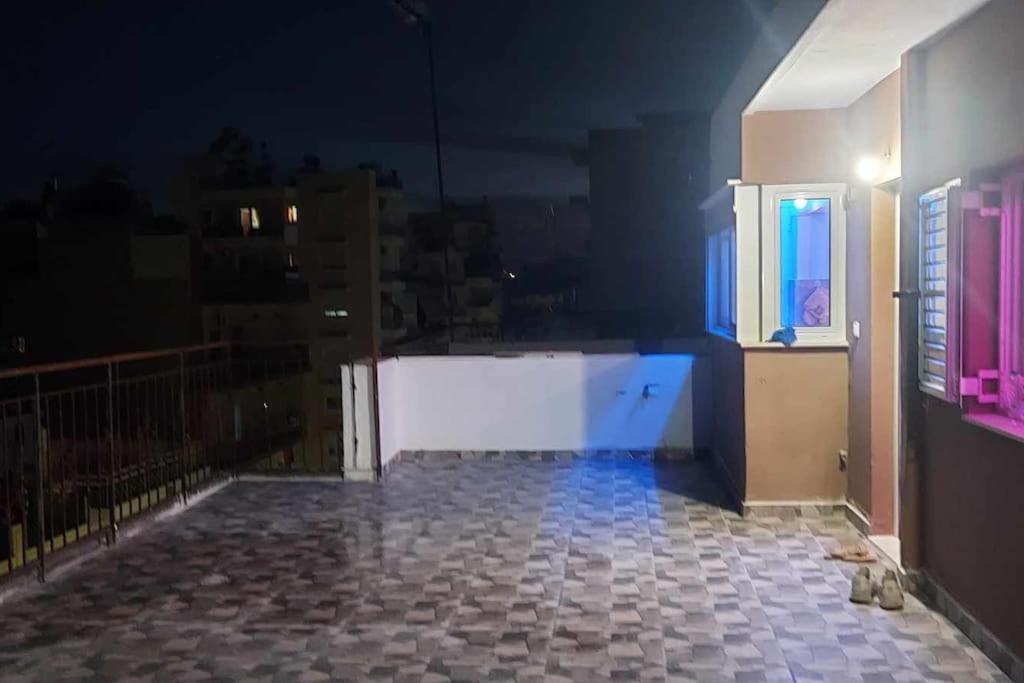 Monda Apartment Пірей Екстер'єр фото